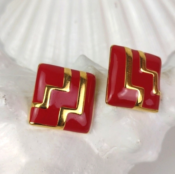 Red & Gold Tone Raised Graphic Enameled Pierced Earrings - Picture 6 of 6